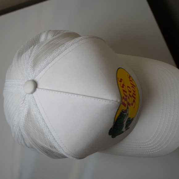 Bass Pro Shops White Mesh Trucker Hat Fishing Logo Adjustable Snapback - Picture 5 of 7